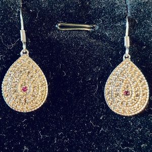 1.04 CTW OF GENUINE DIAMOND AND RUBY DANGLE EARRINGS